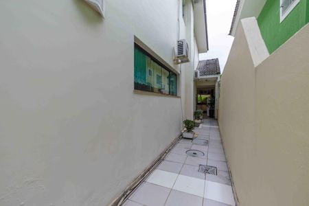 Casa de condomínio para alugar com 600m², 4 quartos e 4 vagasÁrea de Serviço