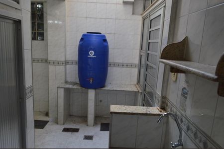 Apartamento à venda com 180m², 3 quartos e 1 vagaÁrea de Serviço