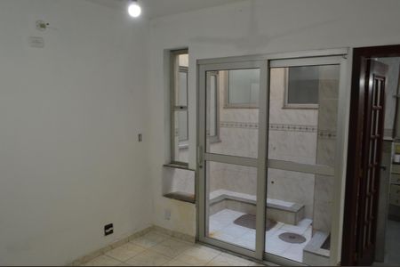 Apartamento à venda com 180m², 3 quartos e 1 vagaSuíte