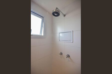 Apartamento à venda com 73m², 2 quartos e 1 vaga Apartamento à venda com 73m², 2 quartos e 1 vagaChuveiro do Banheiro da Suíte