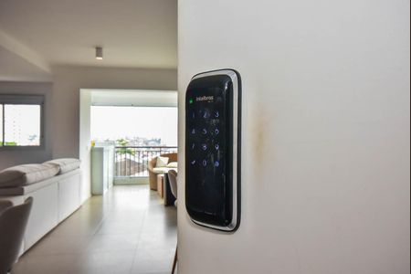 Apartamento à venda com 73m², 2 quartos e 1 vaga Apartamento à venda com 73m², 2 quartos e 1 vagaFechadura Eletrônica