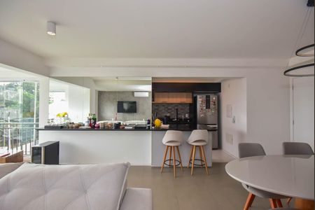 Apartamento à venda com 73m², 2 quartos e 1 vaga Apartamento à venda com 73m², 2 quartos e 1 vagaSala