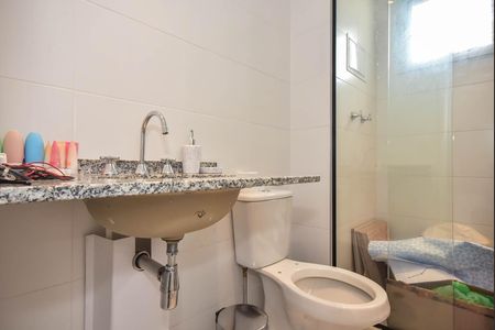 Apartamento à venda com 73m², 2 quartos e 1 vaga Apartamento à venda com 73m², 2 quartos e 1 vagaBanheiro