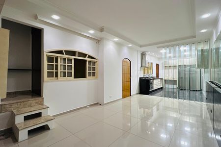 Casa para alugar com 60m², 2 quartos e sem vaga Casa para alugar com 60m², 2 quartos e sem vagaSala
