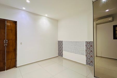 Casa para alugar com 60m², 2 quartos e sem vaga Casa para alugar com 60m², 2 quartos e sem vagaQuarto 1