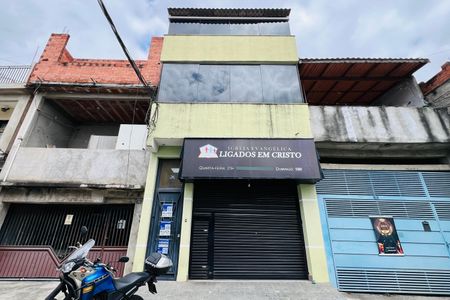 Casa para alugar com 60m², 2 quartos e sem vaga Casa para alugar com 60m², 2 quartos e sem vagaFachada