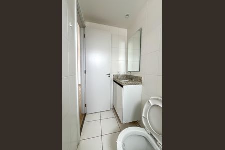 Apartamento à venda com 45m², 2 quartos e 1 vaga Apartamento à venda com 45m², 2 quartos e 1 vagaBanheiro