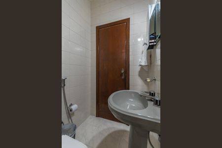 Casa à venda com 360m², 3 quartos e 2 vagasBanheiro Social