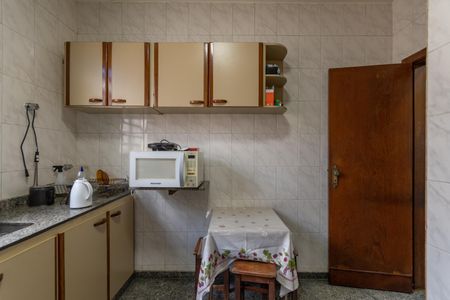 Casa à venda com 360m², 3 quartos e 2 vagasCozinha