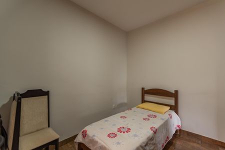 Casa à venda com 360m², 3 quartos e 2 vagasQuarto 2