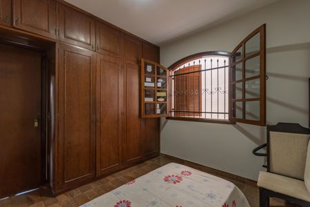 Casa à venda com 360m², 3 quartos e 2 vagasQuarto 2