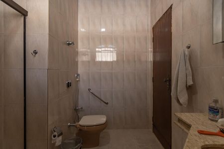 Casa à venda com 360m², 3 quartos e 2 vagasBanheiro Suíte