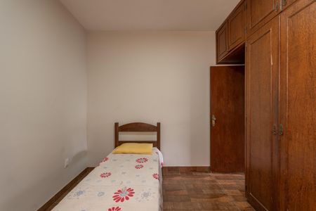 Casa à venda com 360m², 3 quartos e 2 vagasQuarto 2