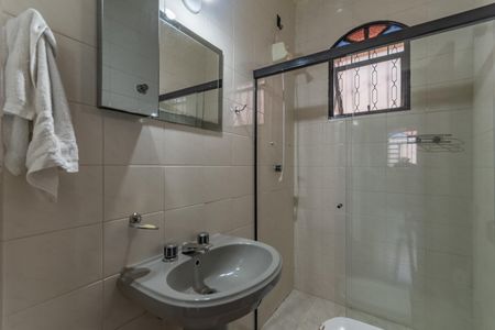 Casa à venda com 360m², 3 quartos e 2 vagasBanheiro Social