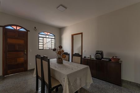 Casa à venda com 360m², 3 quartos e 2 vagasSala de Jantar