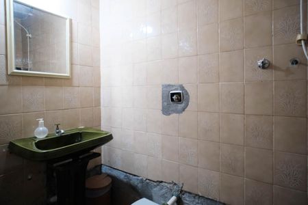 Casa à venda com 294m², 3 quartos e 7 vagasBanheiro