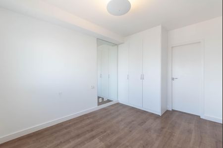 Apartamento para alugar com 66m², 2 quartos e 1 vagaSuíte