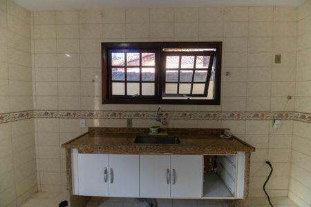 Casa de condomínio para alugar com 74m², 2 quartos e 1 vagaCozinha