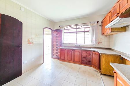 Casa para alugar com 236m², 3 quartos e 2 vagasCozinha e Área de Serviço