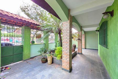 Casa para alugar com 236m², 3 quartos e 2 vagasGaragem