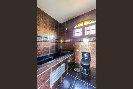 Casa para alugar com 236m², 3 quartos e 2 vagasBanheiro da Suíte