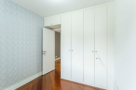 Apartamento à venda com 110m², 3 quartos e 3 vagas Apartamento à venda com 110m², 3 quartos e 3 vagasQuarto 1