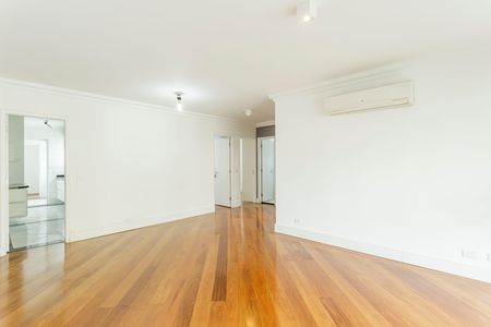 Apartamento à venda com 110m², 3 quartos e 3 vagas Apartamento à venda com 110m², 3 quartos e 3 vagasSala