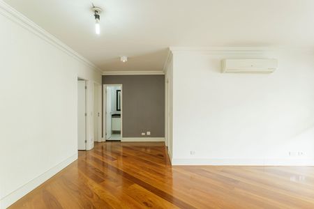 Apartamento à venda com 110m², 3 quartos e 3 vagas Apartamento à venda com 110m², 3 quartos e 3 vagasSala