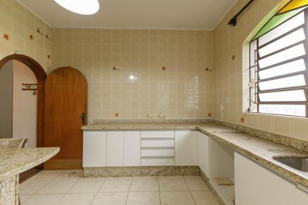 Casa para alugar com 500m², 7 quartos e 2 vagasCozinha