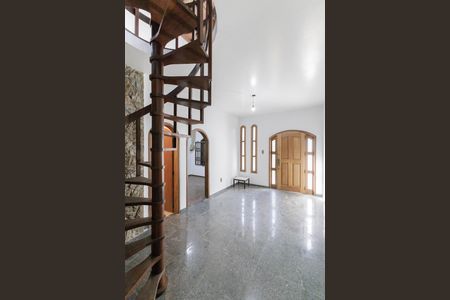 Casa para alugar com 500m², 7 quartos e 2 vagasSala 1