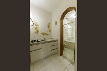 Casa para alugar com 500m², 7 quartos e 2 vagasBanheiro da Suíte 1