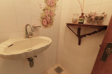 Casa para alugar com 500m², 7 quartos e 2 vagasBanheiro 