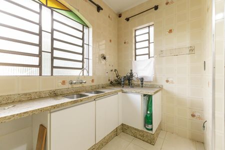 Casa para alugar com 500m², 7 quartos e 2 vagasCozinha