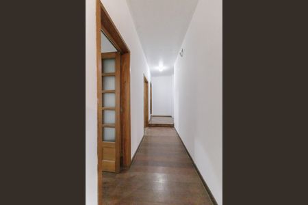 Casa para alugar com 500m², 7 quartos e 2 vagasCorredor