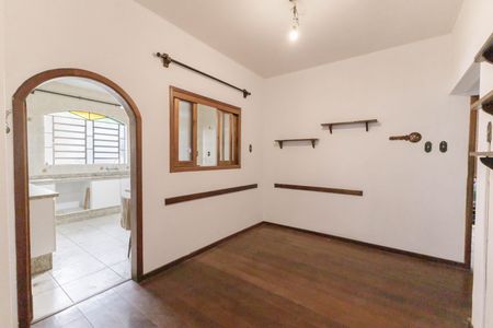 Casa para alugar com 500m², 7 quartos e 2 vagasCorredor