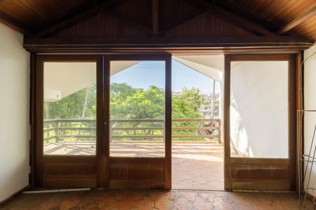 Casa para alugar com 500m², 7 quartos e 2 vagasSacada