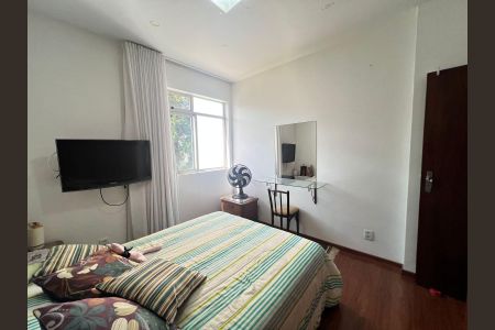 Apartamento à venda com 210m², 4 quartos e 3 vagasQuarto 1