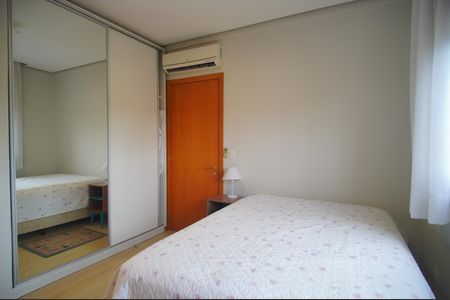 Apartamento à venda com 215m², 2 quartos e 2 vagasSuíte 2