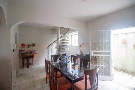 Casa à venda com 360m², 5 quartos e 4 vagasCopa