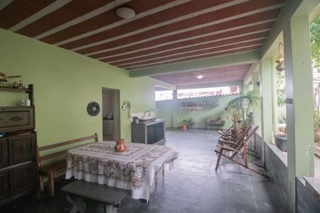 Casa à venda com 360m², 5 quartos e 4 vagasÁrea gourmet