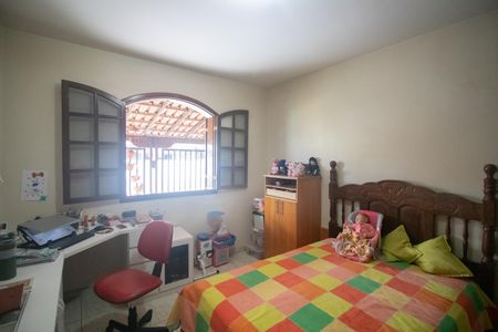 Casa à venda com 360m², 5 quartos e 4 vagasQuarto