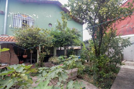 Casa à venda com 360m², 5 quartos e 4 vagasQuintal