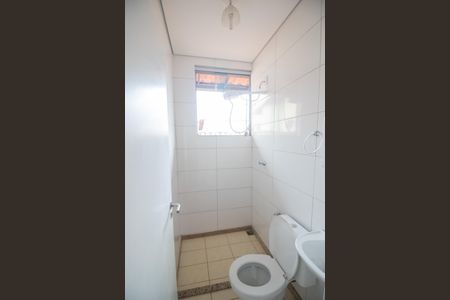 Casa à venda com 360m², 5 quartos e 4 vagasBanheiro da Suíte 2