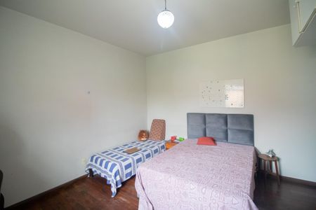 Casa à venda com 360m², 5 quartos e 4 vagasSuíte