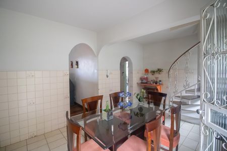 Casa à venda com 360m², 5 quartos e 4 vagasCopa