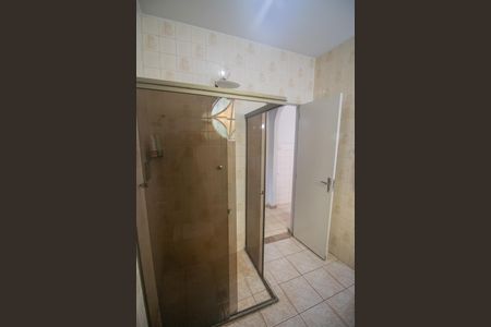 Casa à venda com 360m², 5 quartos e 4 vagasBanheiro Social