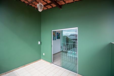 Casa à venda com 360m², 5 quartos e 4 vagasVaranda da Suíte 2