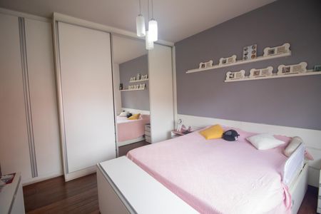 Casa à venda com 360m², 5 quartos e 4 vagasSuíte 1