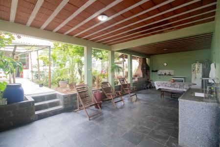 Casa à venda com 360m², 5 quartos e 4 vagasÁrea gourmet