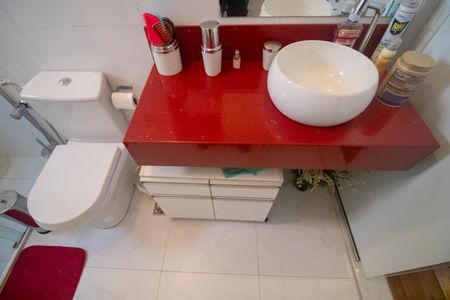 Casa à venda com 360m², 5 quartos e 4 vagasBanheiro da Suíte 1